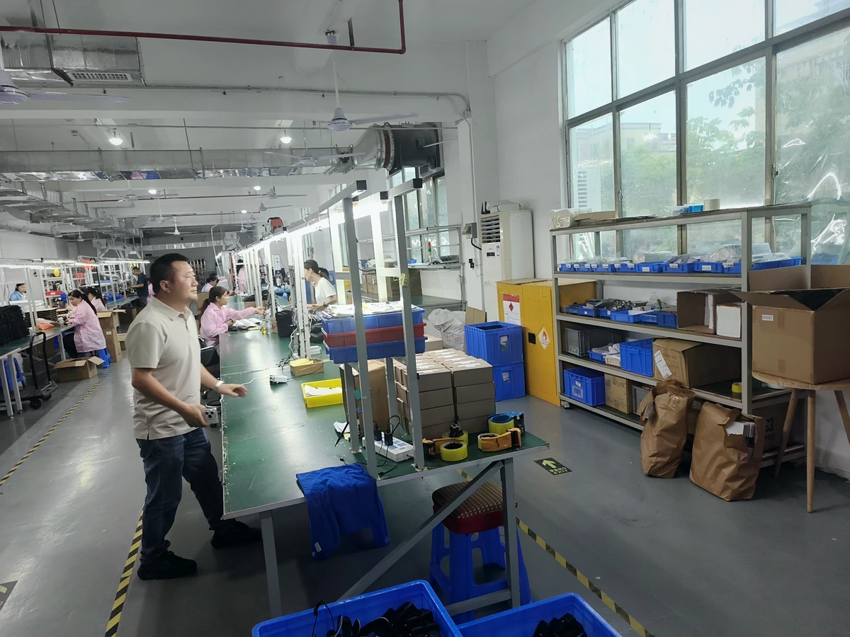 In-process inspection on the outdoor lighting assembly line
